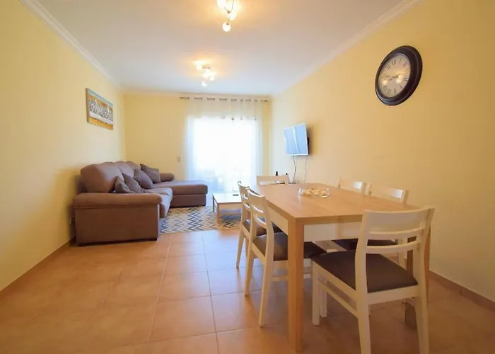 Perfect New In Albufeira